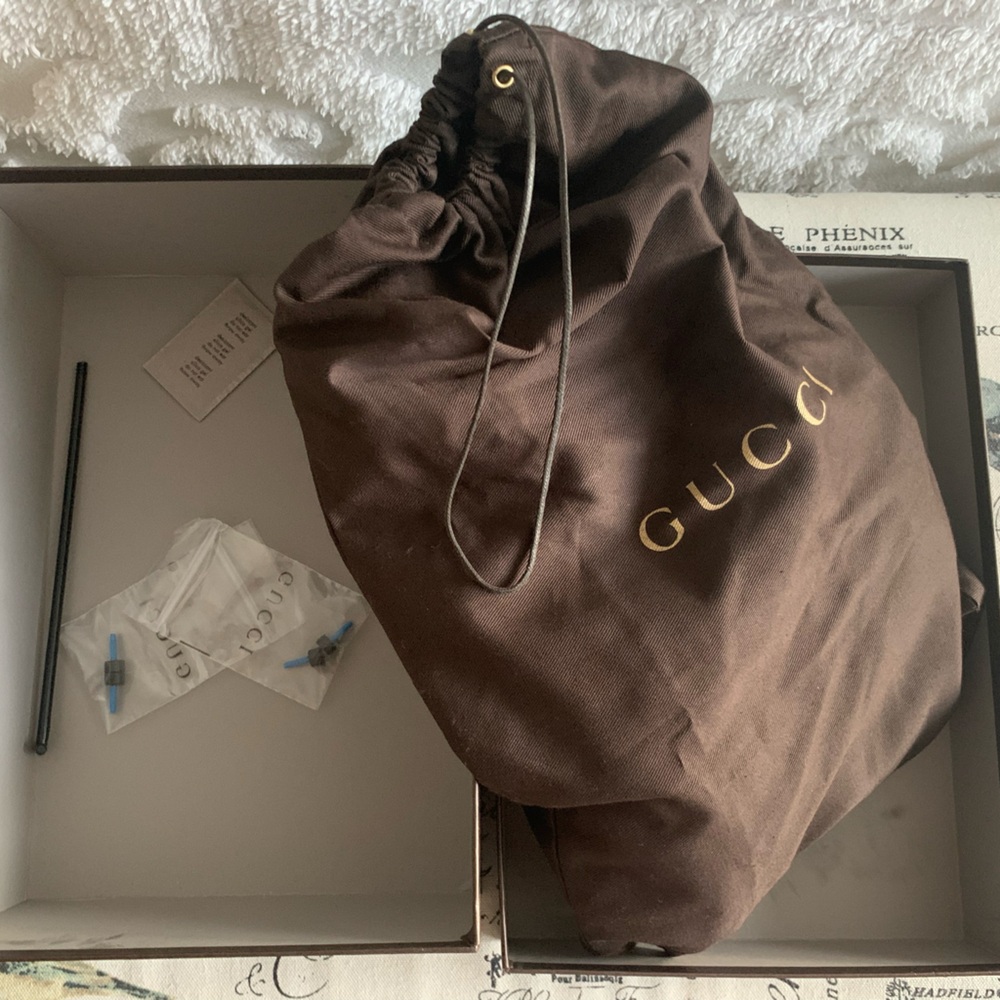 GUCCI Authentic Shoes: Black Suede, Peep-Toe, 1 Rhinestone Bow, 5.5 inch Heel 39 - Picture 11 of 16